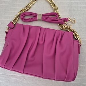 Chic Fuchsia Shoulder Bag with Gold Chain